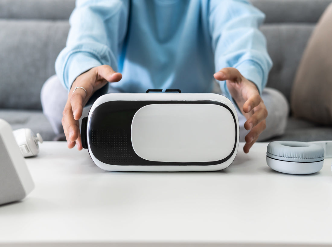 🛋️ Gadgets That Wow: The Best Home Decor Gifts Under $100